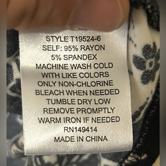 Johnny Was Black and Cream Floral Blouse - Picture 4 of 4